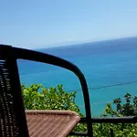 Blue View Konukevi 3*
