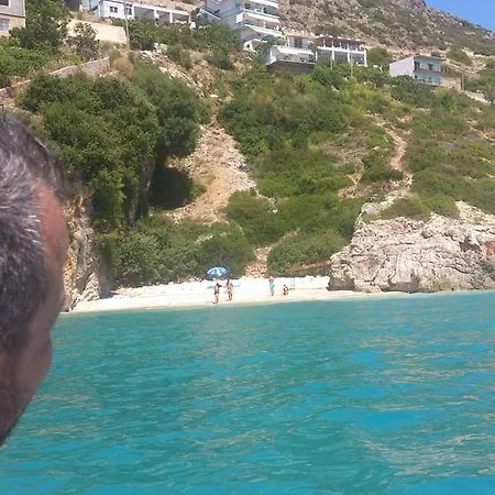 Affittacamere Blue View Qeparo