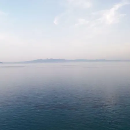 Blue View * Qeparo