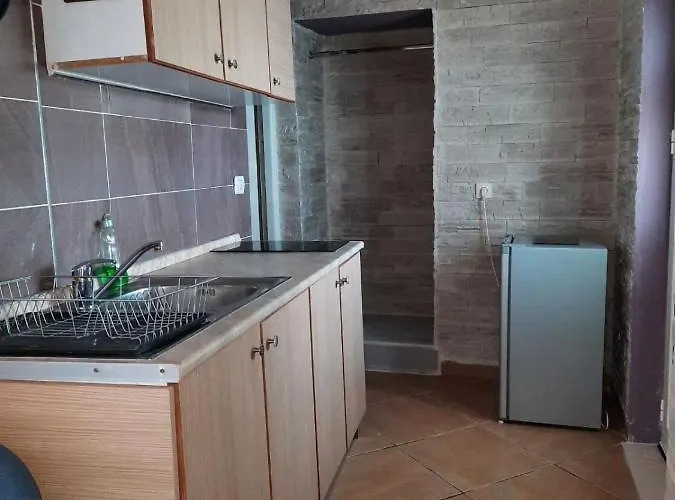 Blue View 게스트하우스 체파로