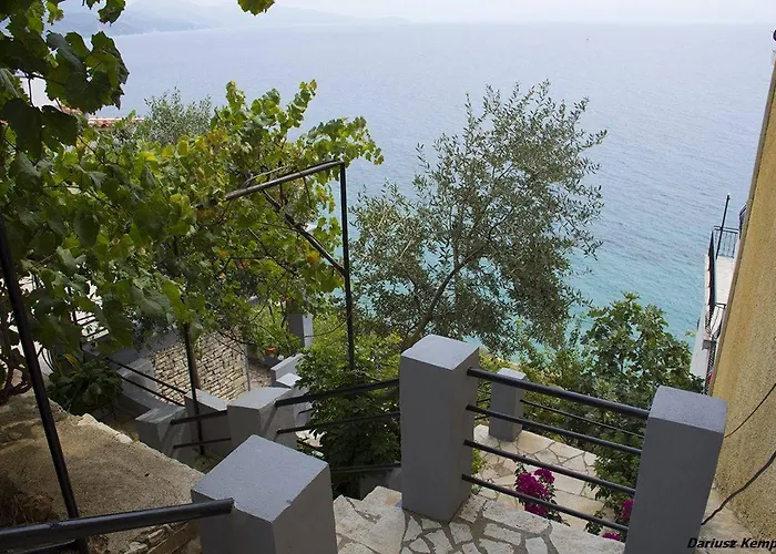 Blue View בית הארחה