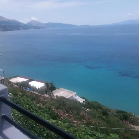 Pensjonat Blue View Qeparo