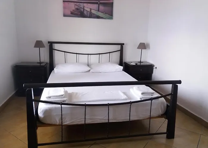 Blue View 게스트하우스 체파로